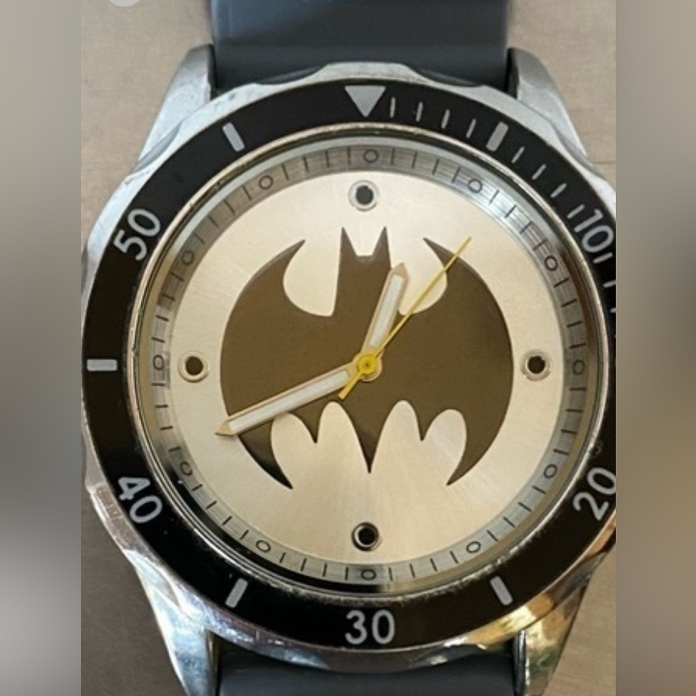 Batman Watch Accutime S15 Wristwatch DC Comics Adult Japan NEEDS NEW BAT9062